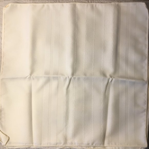 TOWN & COUNTRY LINEN Dinner Napkins NEW! - Picture 4 of 9